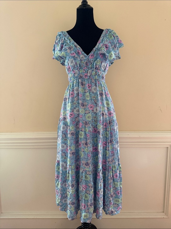 &merci Dresses & Skirts - Floral Light Blue V-Neck Maxi Dress with Smocked Waist sz Medium